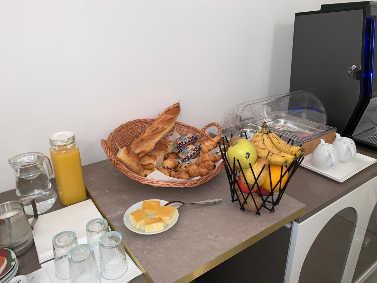 Hotel A Storia 3*